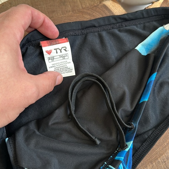 TYR - Picture 3 of 5